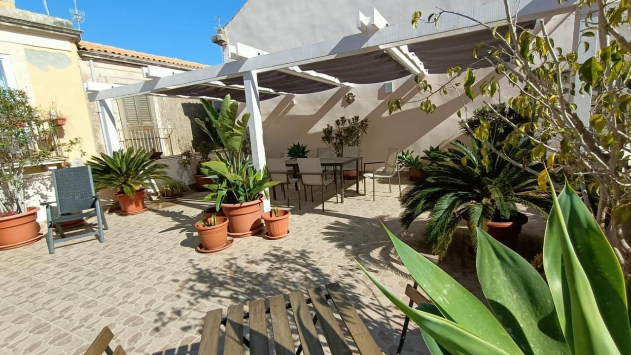 La Feluca Apartment Сиракуза Екстериор снимка